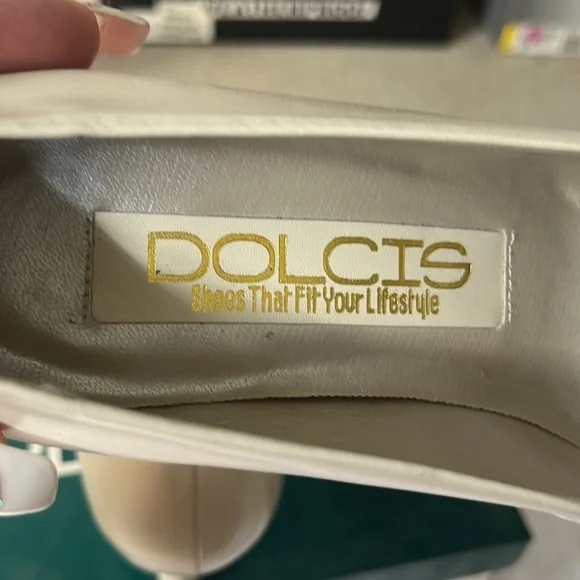 Dolcis - Picture 5 of 6